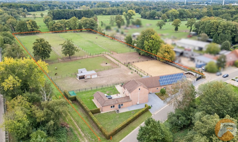 LUMMEN - Volledig gerenoveerde en zeer ruime hoeve 3