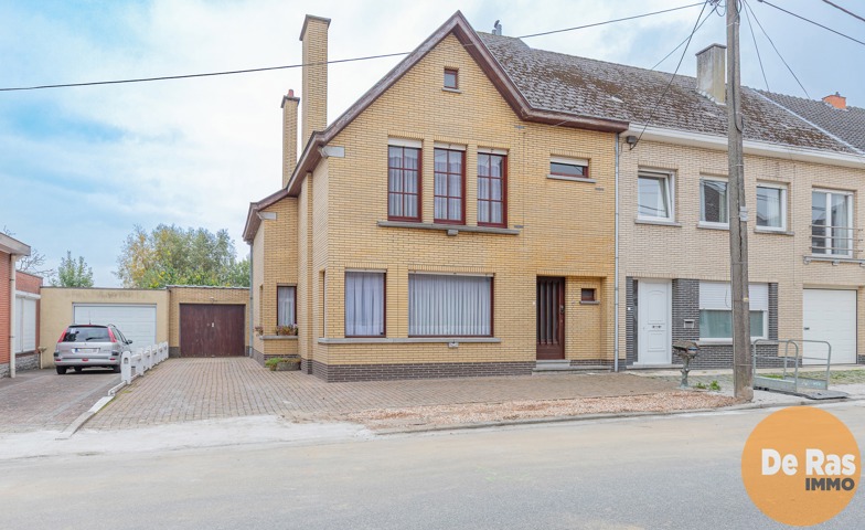 BORSBEKE - Stevige gezinswoning met 3 slpk, tuin en garage 12