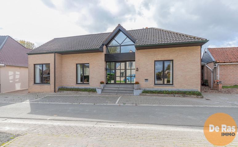 HERZELE - Degelijke 3-gevelwoning met tuin 6