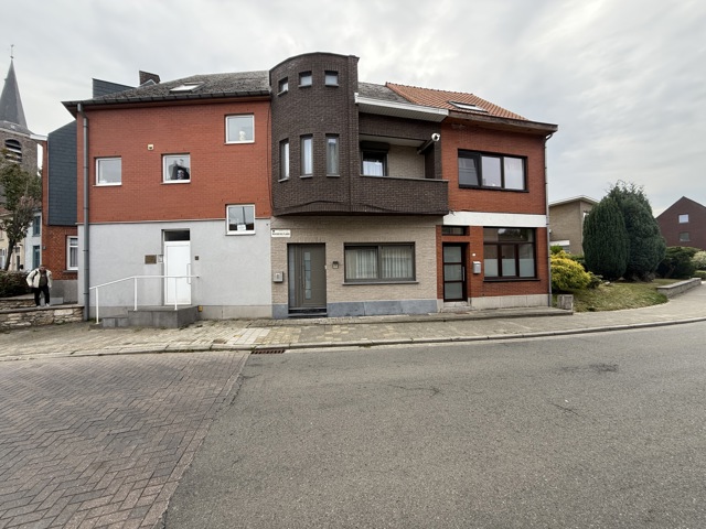 ERPE - Ruime, gerenoveerde woning met apart bureau/studio. 1