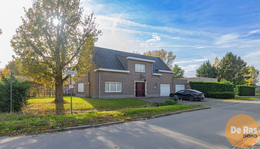 LOKEREN - Open bebouwing met bijgebouw/werkplaats van 90 m² 5