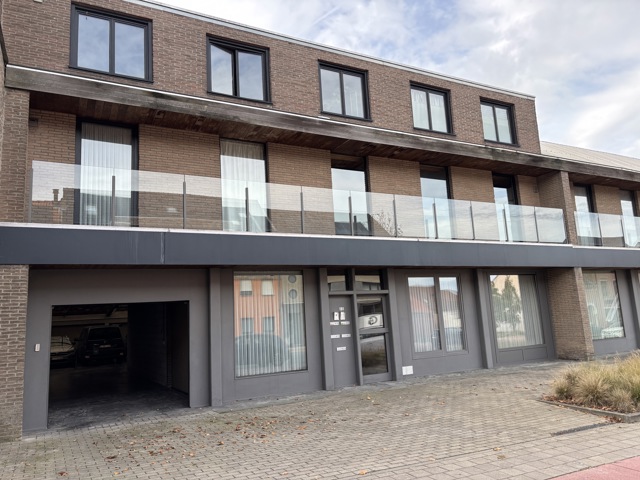 OORDEGEM - Tweeslaapkamerappartement op centrale ligging 1