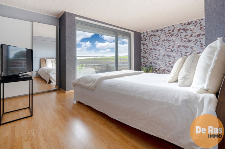 ZWALM -Recente OB met 3slp, 2 garages en tuin met open zicht 3