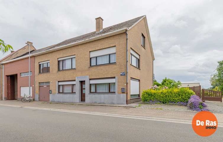 ERPE-MERE - Veelzijdige eigendom met tuin op uitstekende locatie 2