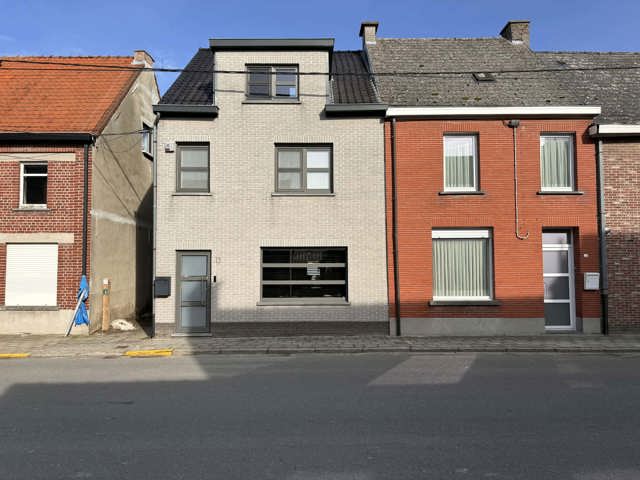 SINT LIEVENS HOUTEM - Gemeubelde gezinswoning 1