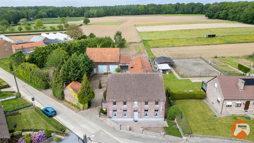 KORTENAKEN - Landelijke eigendom met bijgebouwen op ca. 34are 7