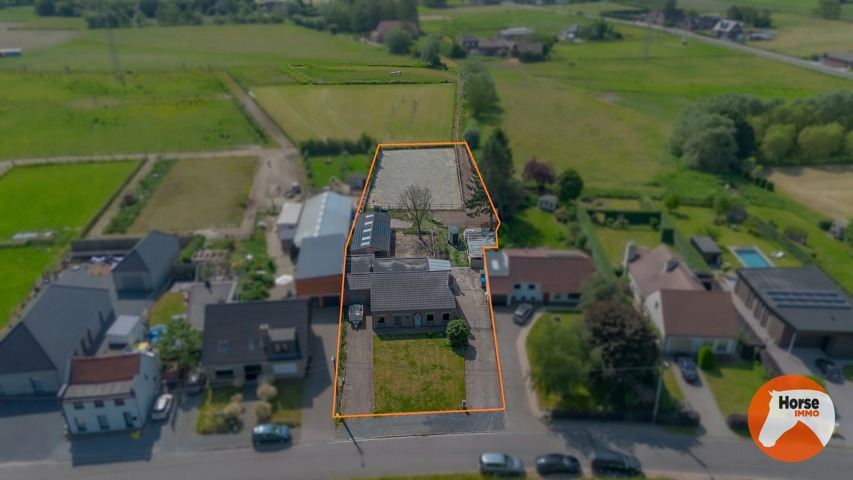 LEBBEKE - Charmante woning met paardenaccommodatie. 17