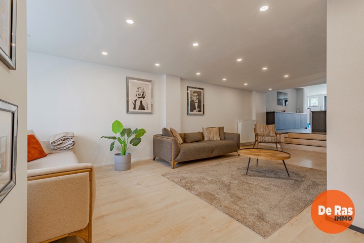 NIEUWERKERKEN– Gerenoveerde woning met 3 slk's, tuin, garage 2