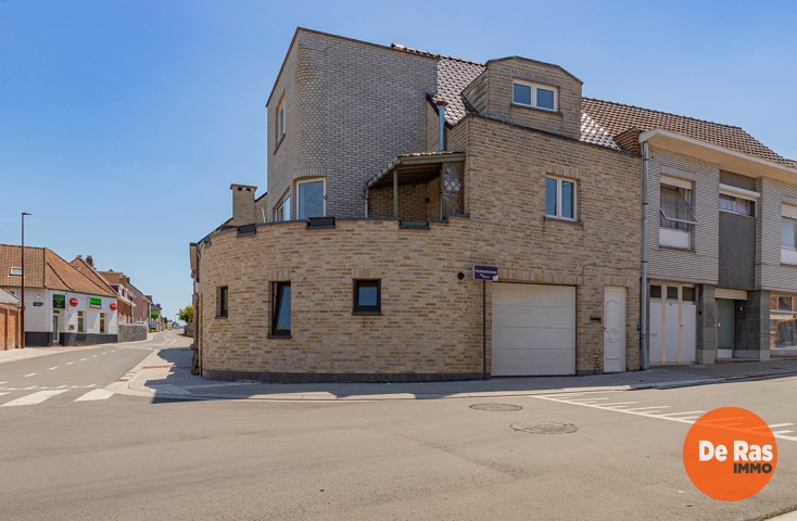 LIEDEKERKE - woning met garage en terras op goede locatie 26