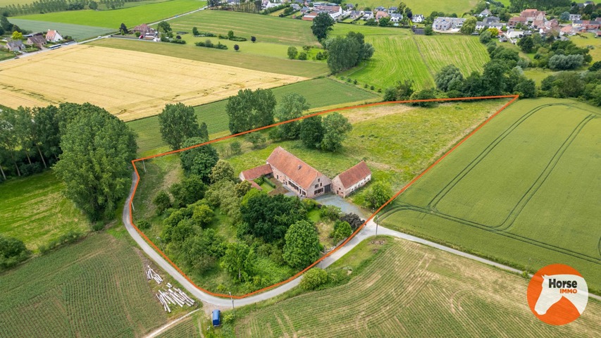 VOLLEZELE - Uniek gelegen karakterhoeve op ca. 2,4ha 7