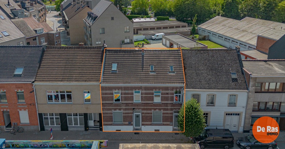 EREMBODEGEM - Veelzijdige eigendom met afzonderlijk ingericht woondeel 1