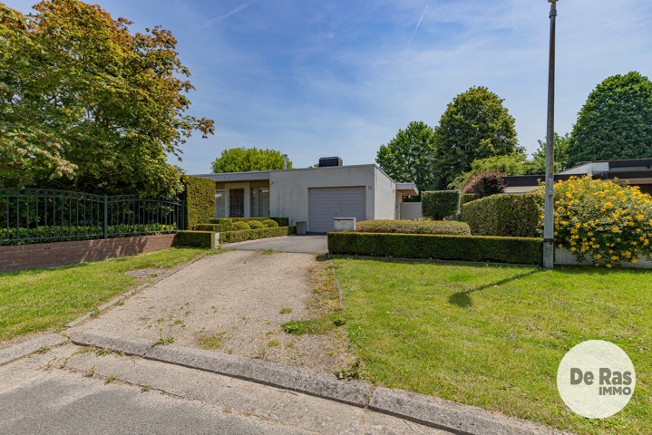 MASSEMEN -  Goed onderhouden bungalow op een zeer rustige locatie 2