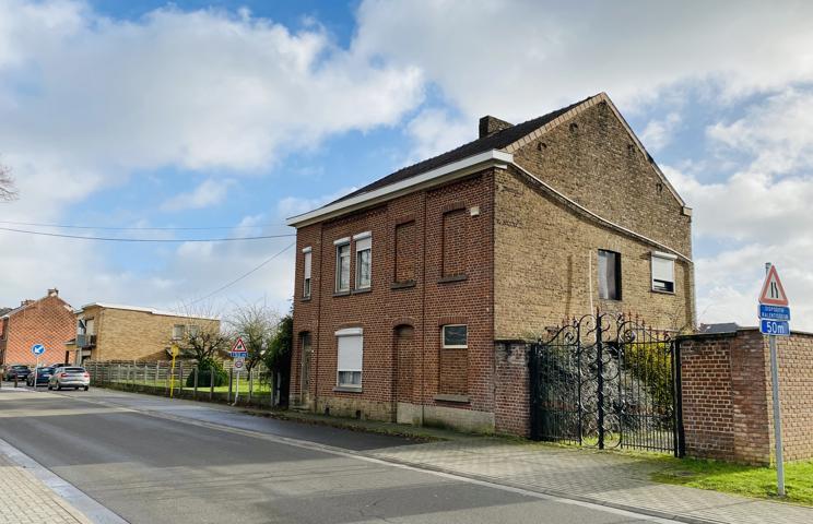 House - for sale - 7134 Ressaix