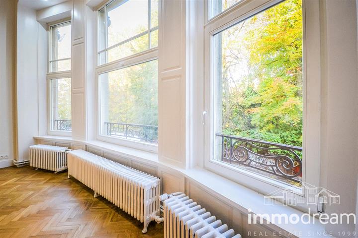 Flat - for rent - 1190 Forest