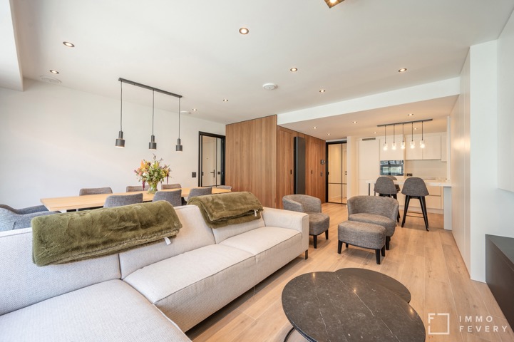 Ruim en instapklaar appartement, kortbij het Rubensplein en de Zeedijk.