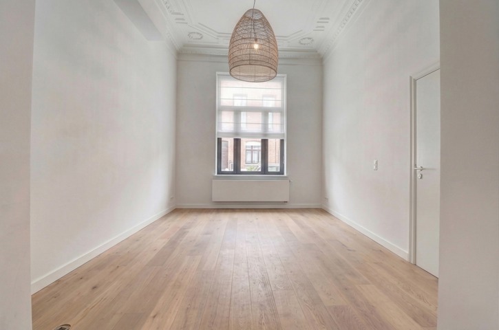 Rez-de-chaussée - à louer - 1000 Bruxelles - #7725347-5