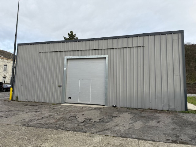 ENTREPOT DE 130 M2 DANS UN SITE SECURISE