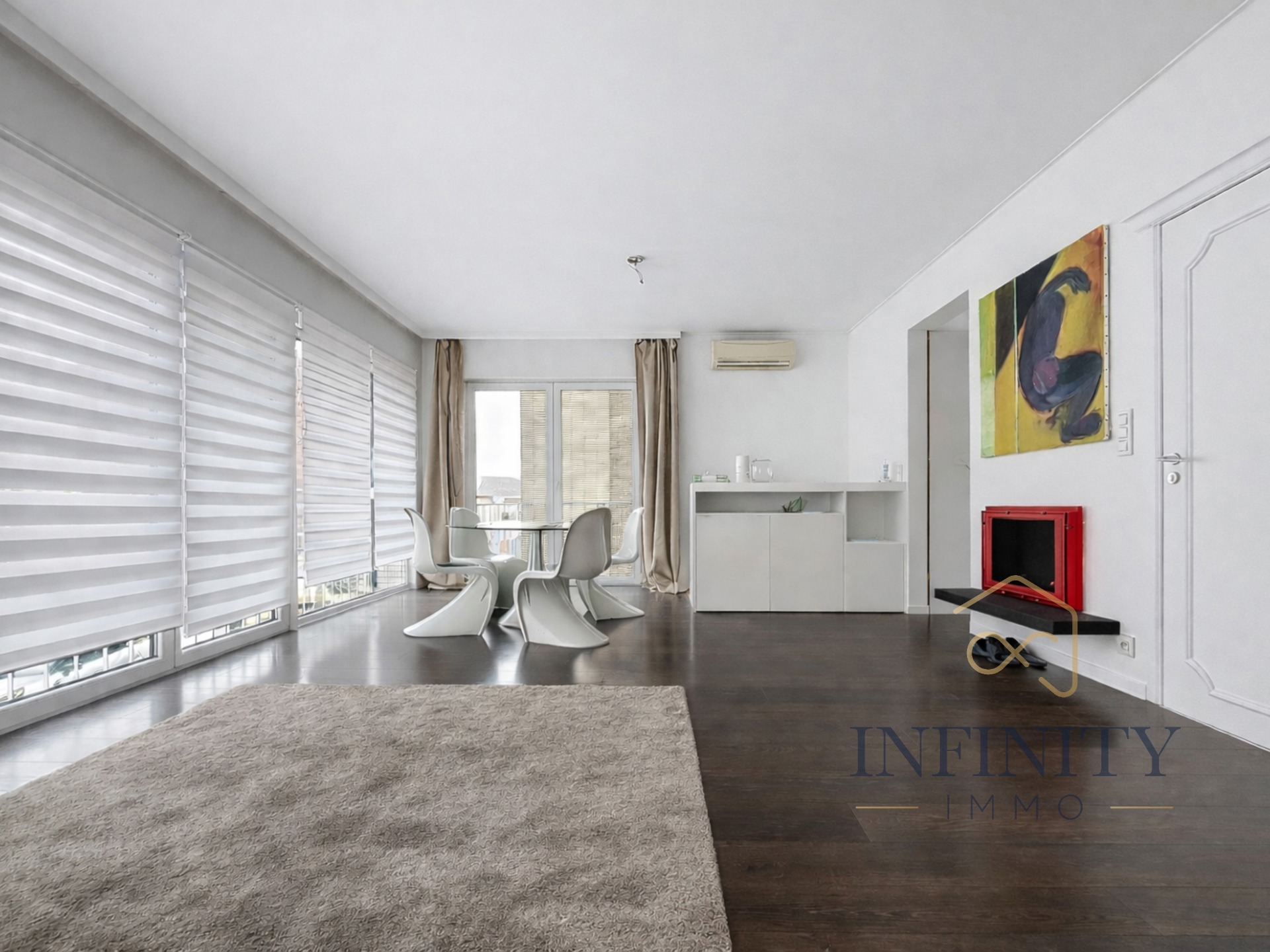 ENSEMBLE D'UN APPARTEMENT & UN STUDIO - SITUATION IDEALE