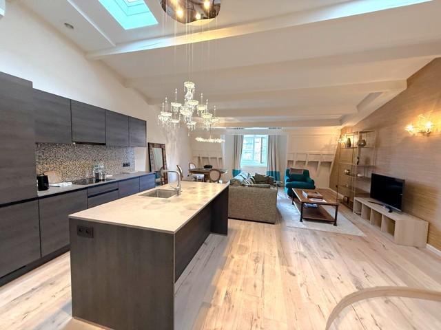 Exceptional apartment
 - for rent - 1000 Bruxelles