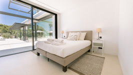 Ibiza - Quartier Jesús villa contemporaine avec piscine infinity