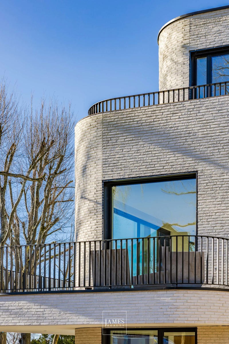 Un duplex penthouse neuf au coeur du quartier Observatoire
