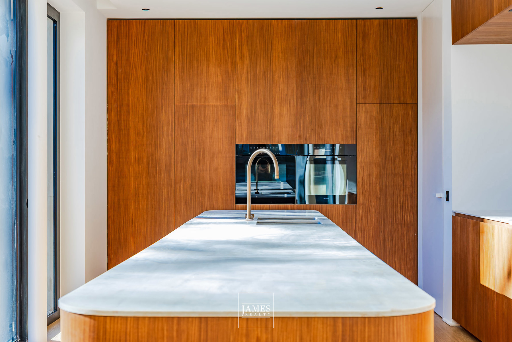 Un duplex penthouse neuf au coeur du quartier Observatoire