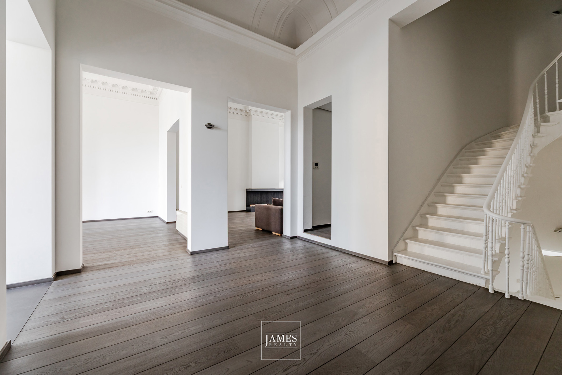 R 83 – Hôtel de maître prestigieux