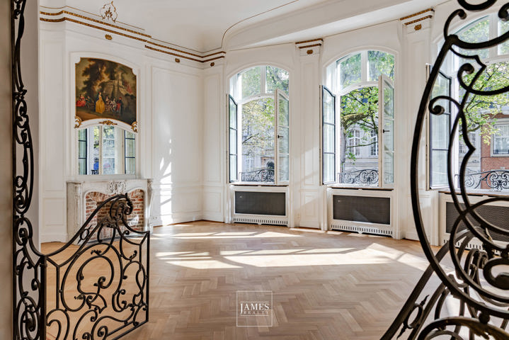 image of Un hôtel de maître quartier Molière