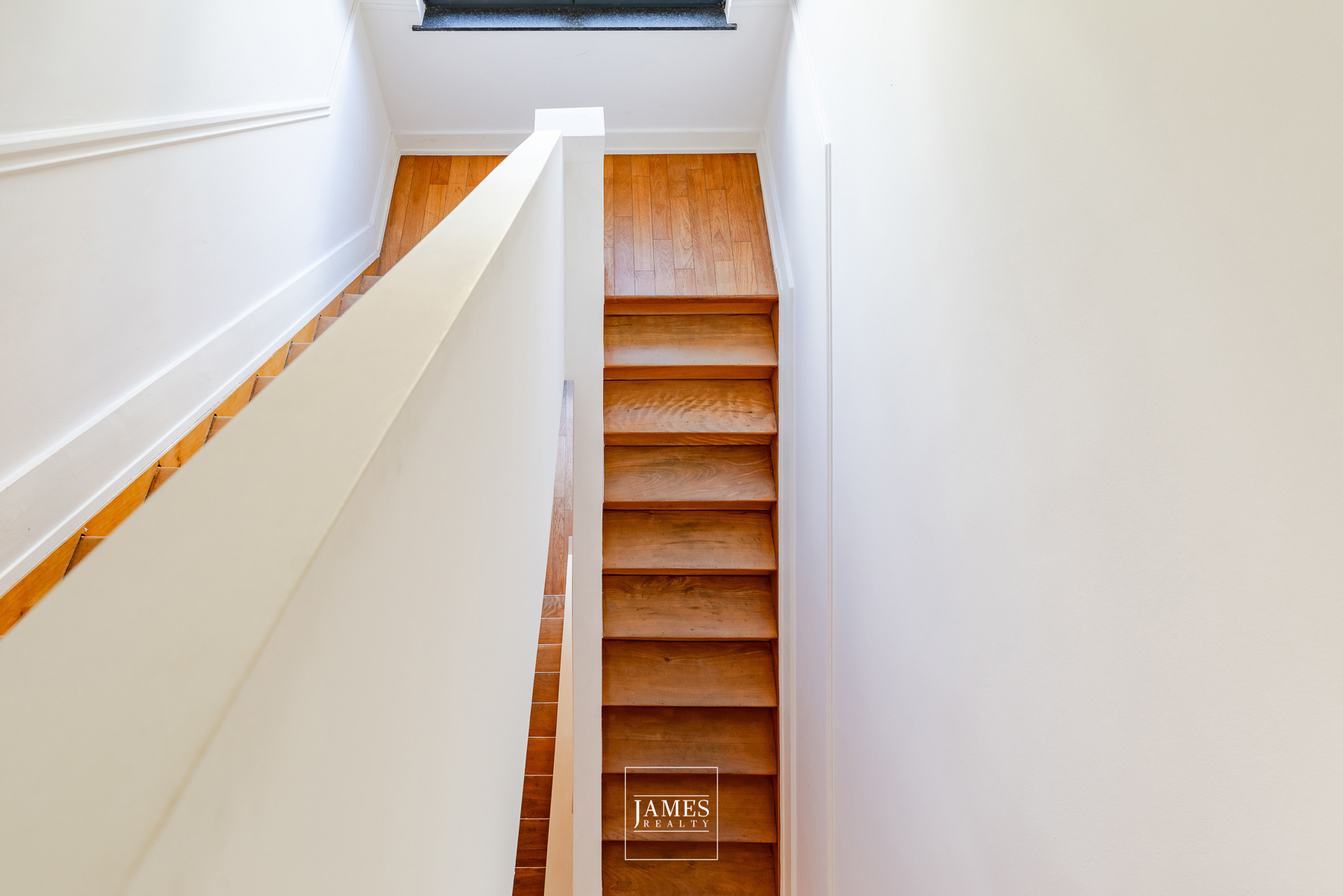 Une maison de maître rénovée avec ascenseur quartier Lepoutre - Image 17