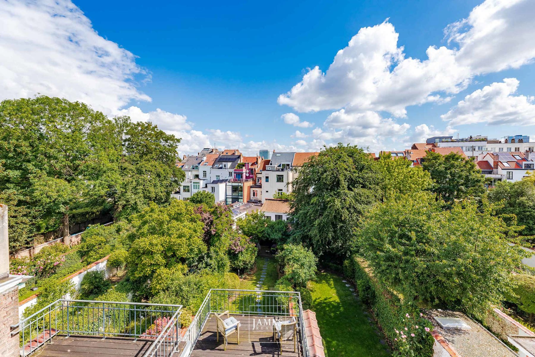 Une maison de maître rénovée avec ascenseur quartier Lepoutre - Image 4