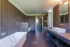 Une maison de maître rénovée avec ascenseur quartier Lepoutre