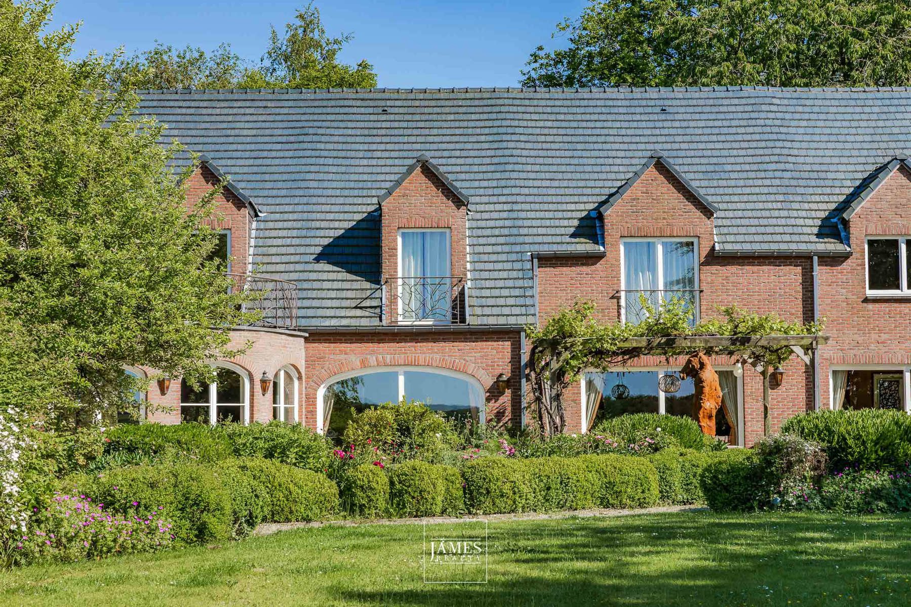 Propriété sur terrain de fond avec vue sur les champs à Ohain - Image 4