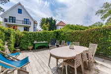 Une villa trois façades de style anglo-normand à deux pas de la plage