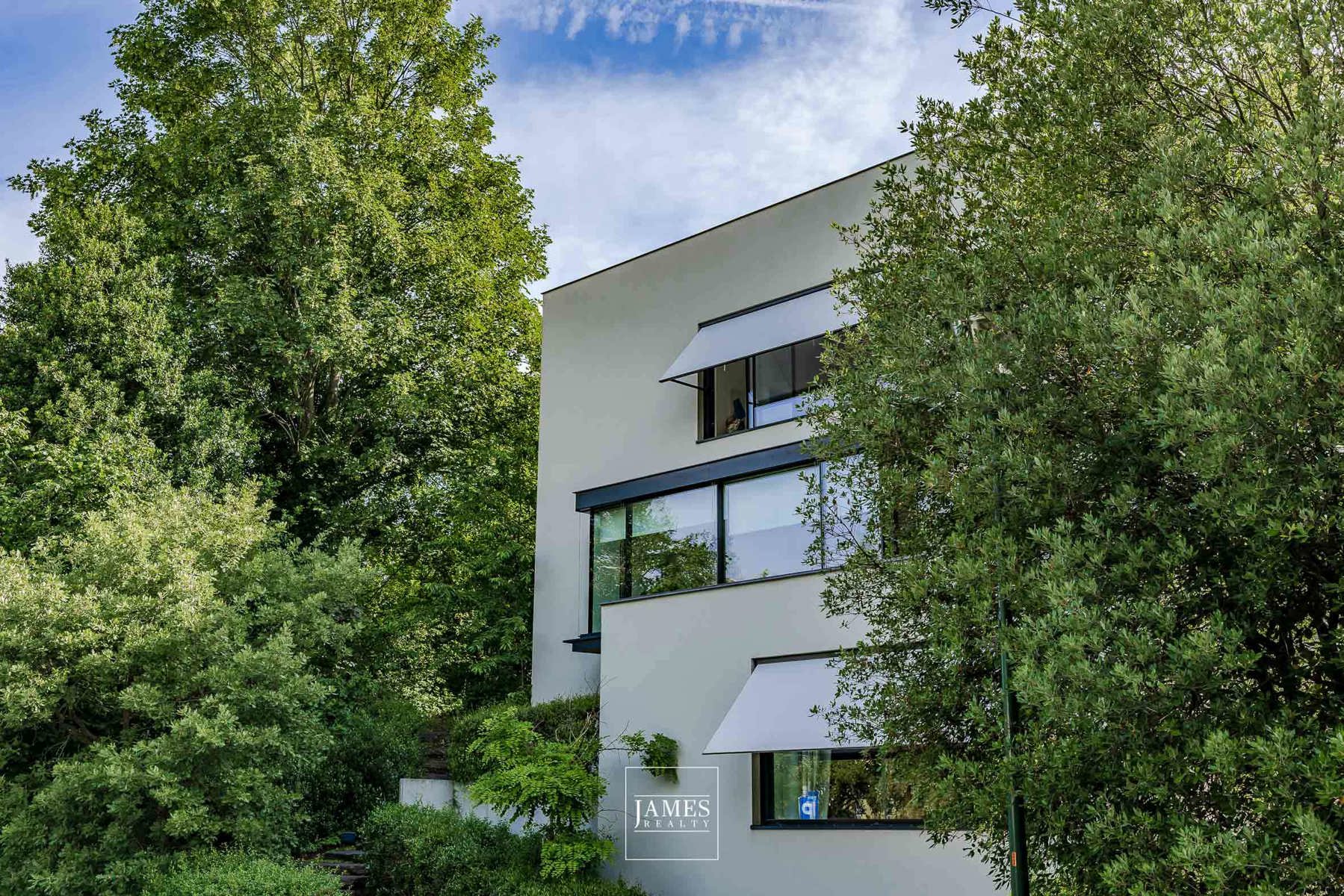 Une villa signée Corbiau à Boitsfort - Image 1