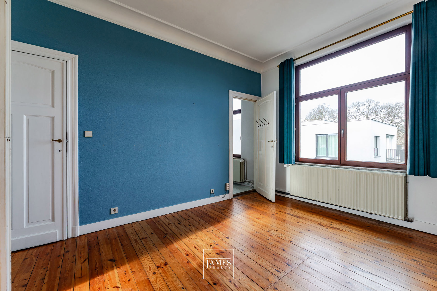 Maison unifamiliale à rafraichir à 2 pas Parvis St Pierre - Image 12