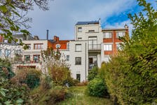 Maison unifamiliale à rafraichir à 2 pas Parvis St Pierre