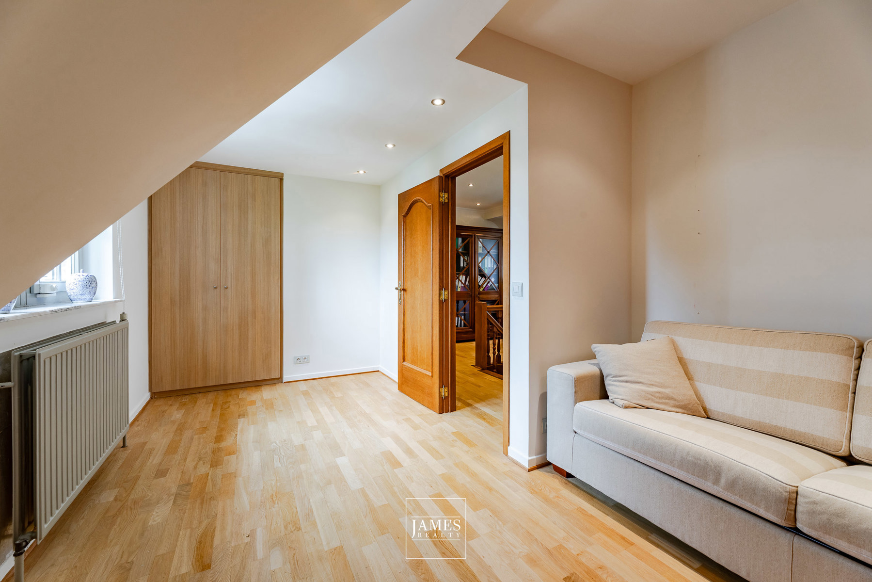 Une villa quartier de la gare à Rhode St genèse - Image 19