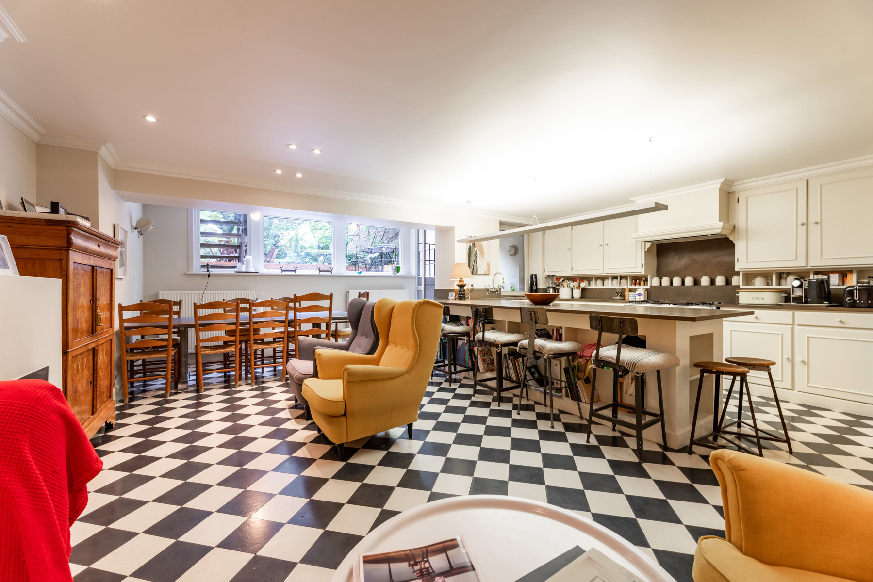 Un hôtel de maître avec superbe jardin Place Jamblinne de Meux - Image 21