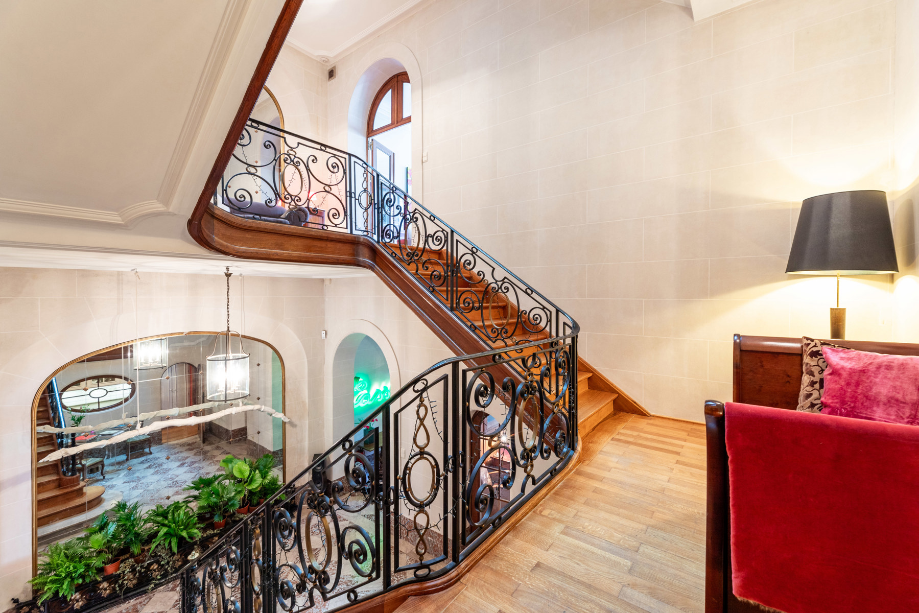 Un hôtel de maître avec superbe jardin Place Jamblinne de Meux - Image 26