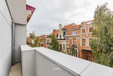 Une maison-appartement contemporaine quartier Brugmann