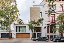 Une maison-appartement contemporaine quartier Brugmann
