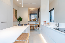 Une maison-appartement contemporaine quartier Brugmann