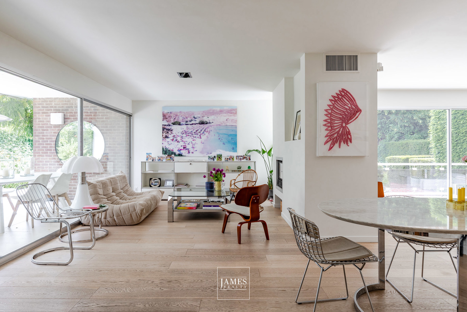 Une villa années 70' en parfait état - Image 17