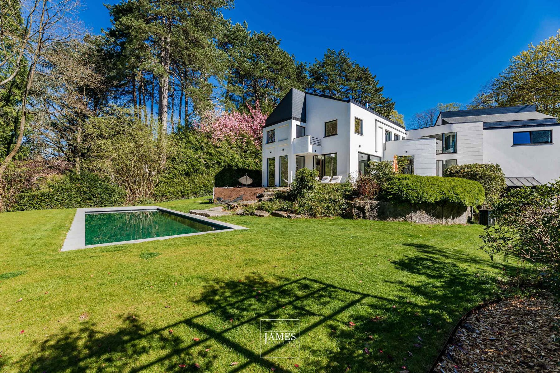 Proximité Forêt de Soignes une villa avec piscine - Image 1