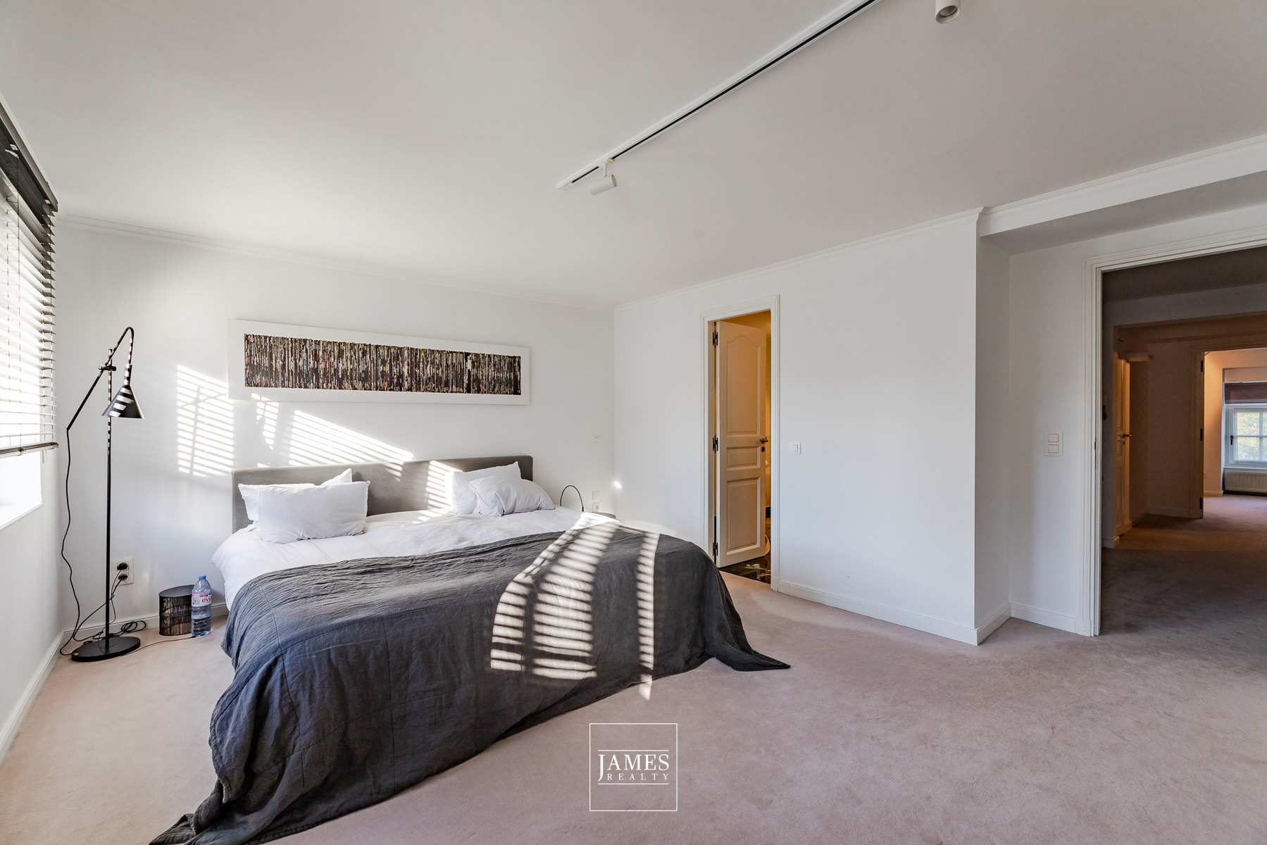 Un triplex penthouse quartier Square Vergote - Image 16
