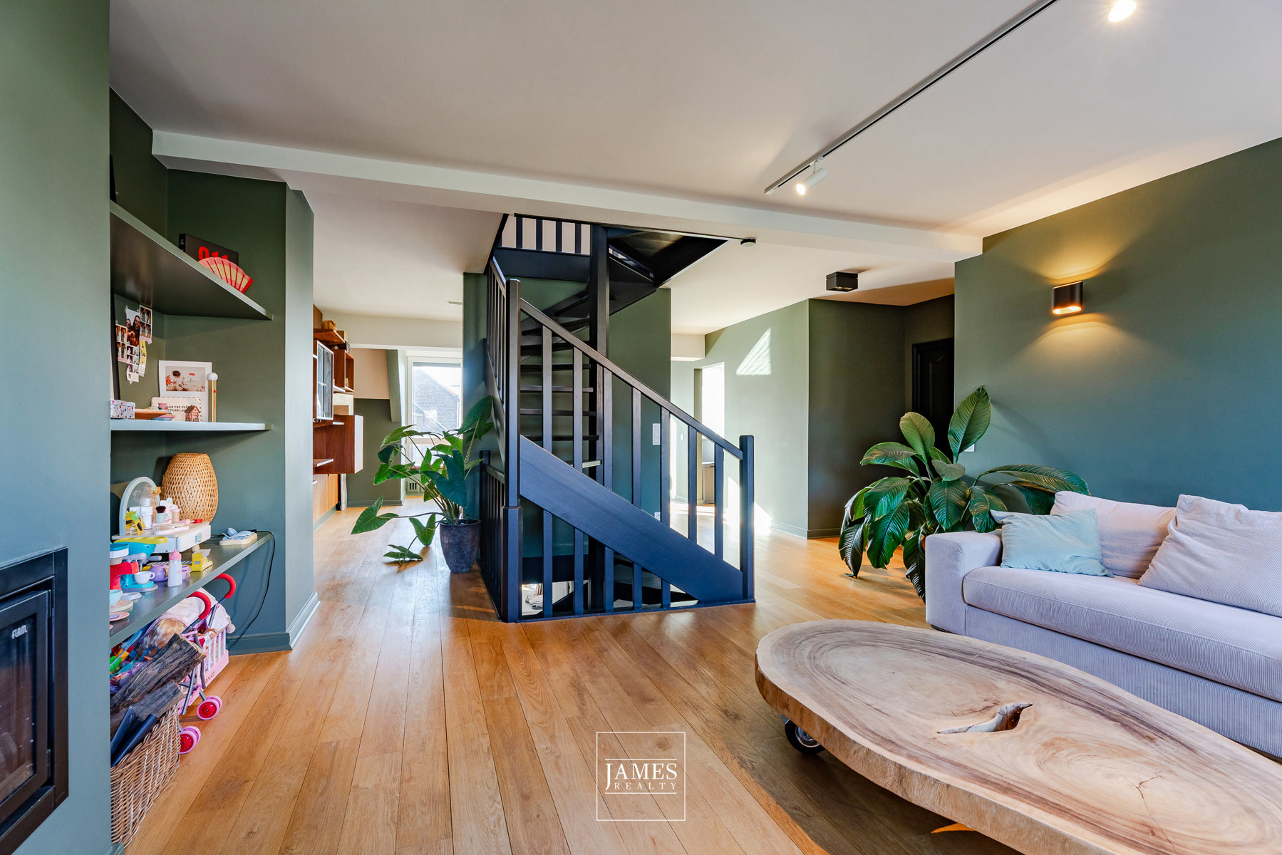 Un triplex penthouse quartier Square Vergote - Image 6