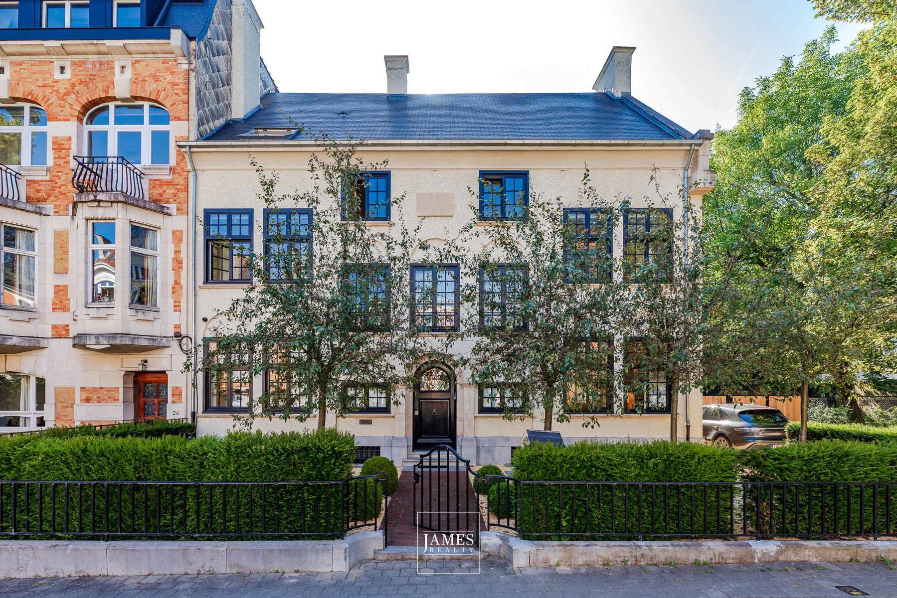 Une maison d'Adrien Blomme avec jardin extraordinaire - Image 1