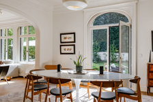 Une maison d'Adrien Blomme avec jardin extraordinaire