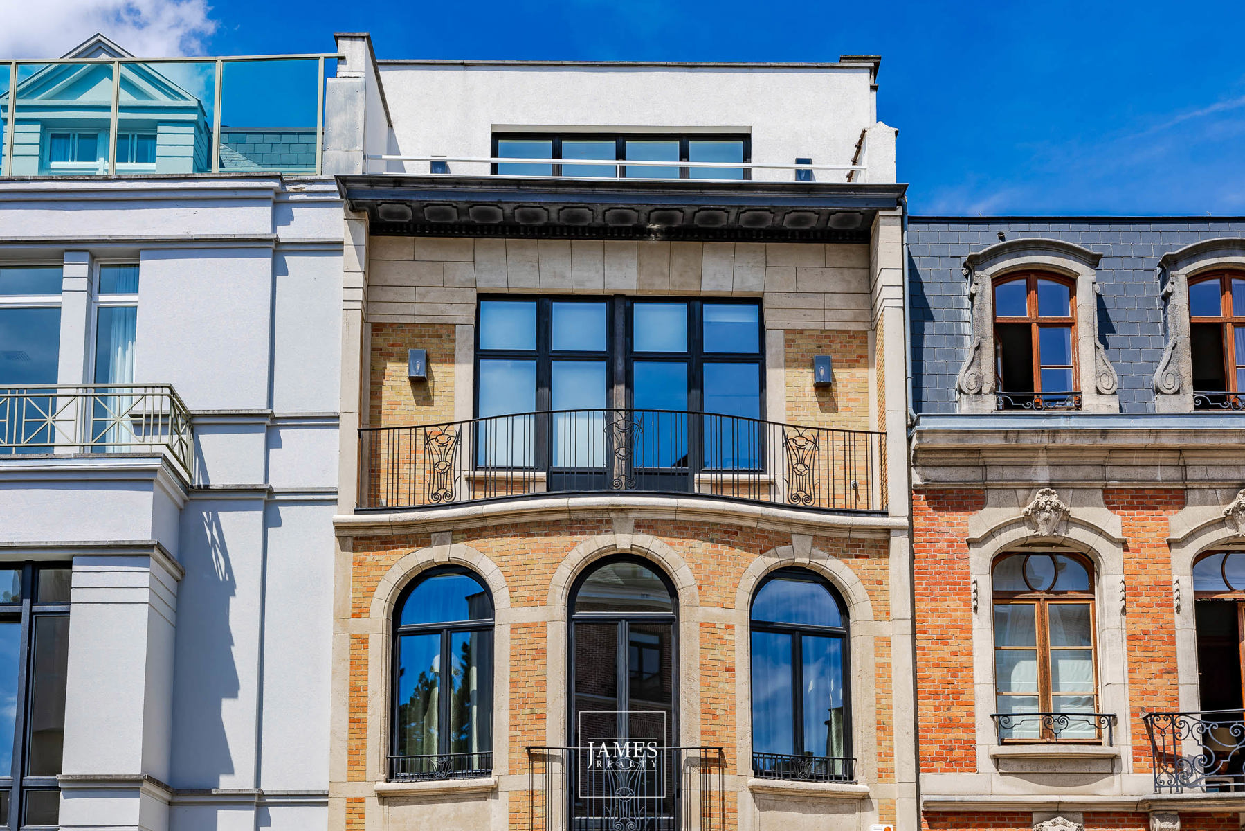 Square du Bois: élégant Hôtel de Maître avec ascenseur - Image 37