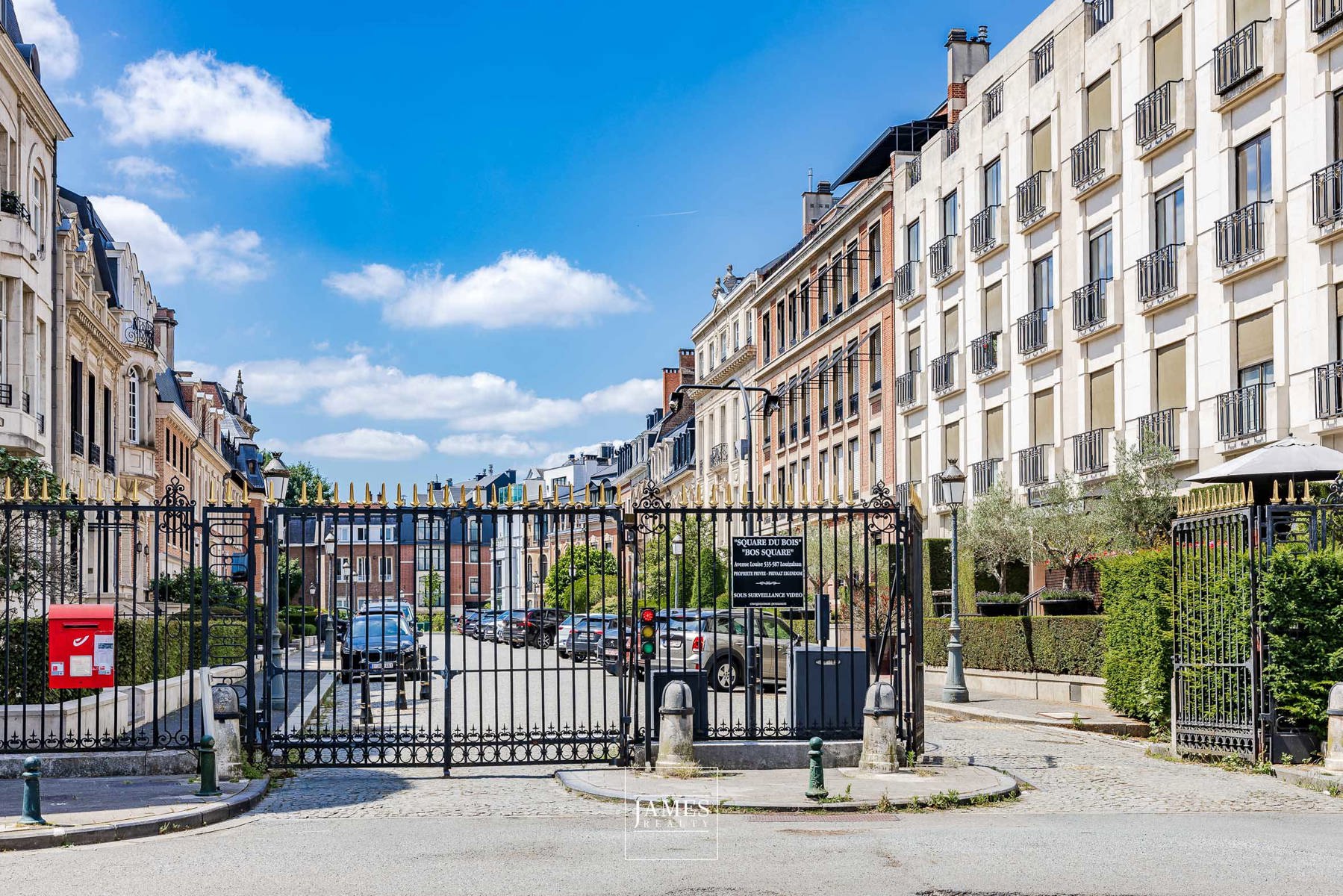 Square du Bois: élégant Hôtel de Maître avec ascenseur - Image 32